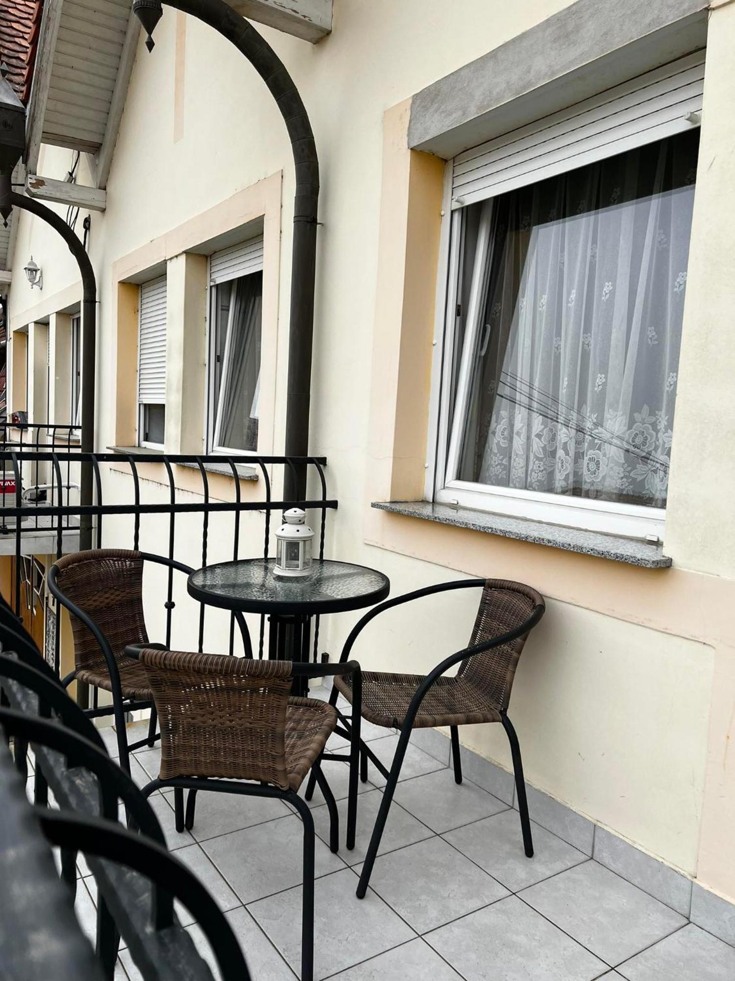 Apartment Révész Harkány Exterior foto